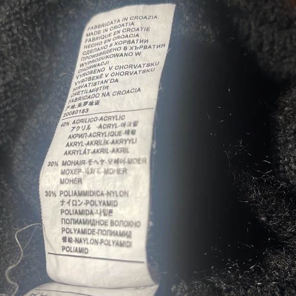 Beneton black dress. Looks great with boots and opaque tights. - Picture 4 of 4